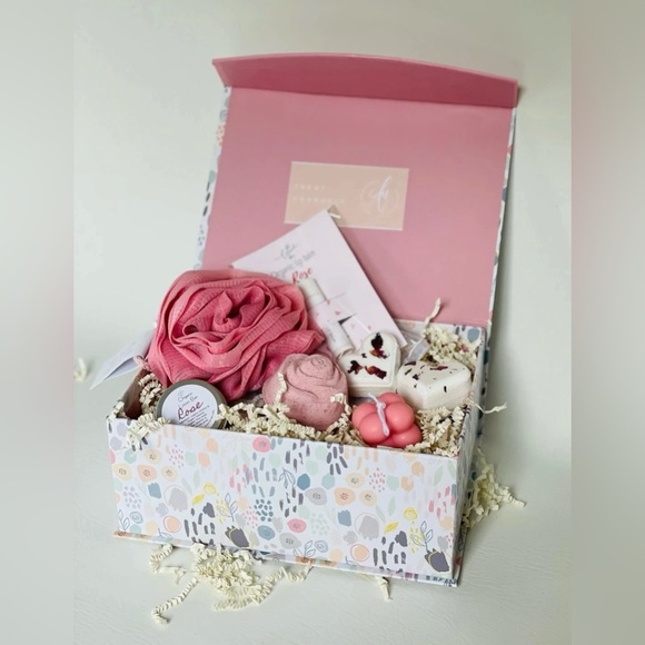 🌹Rose Spa Gift Box - Picture 2 of 6